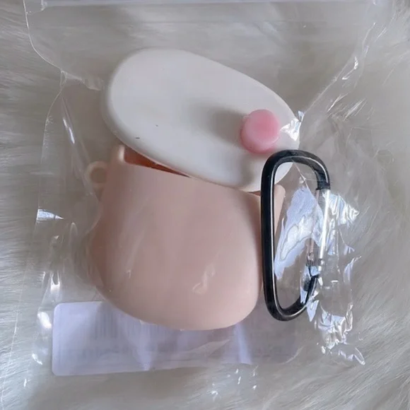 NWT - AirPod case - Picture 4 of 5